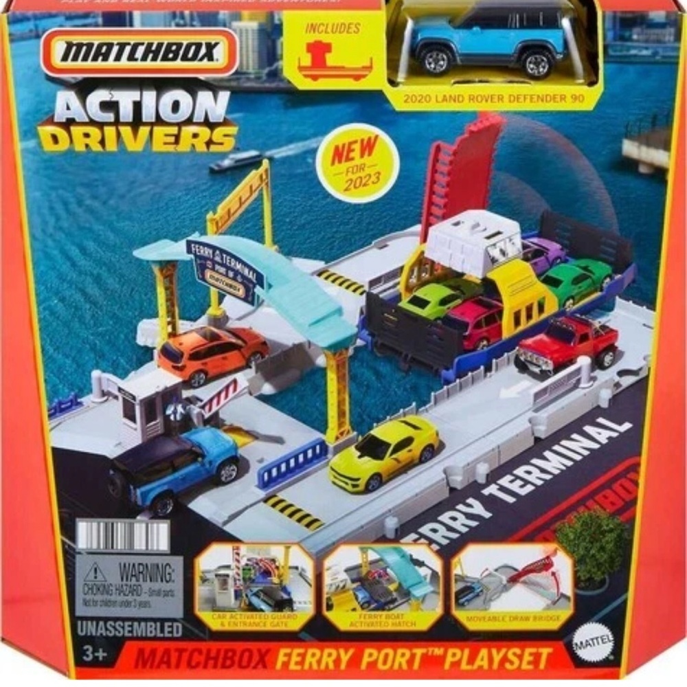 Match Action Drivers Ferry Terminal Playset with 2020 Land Rover defender 90